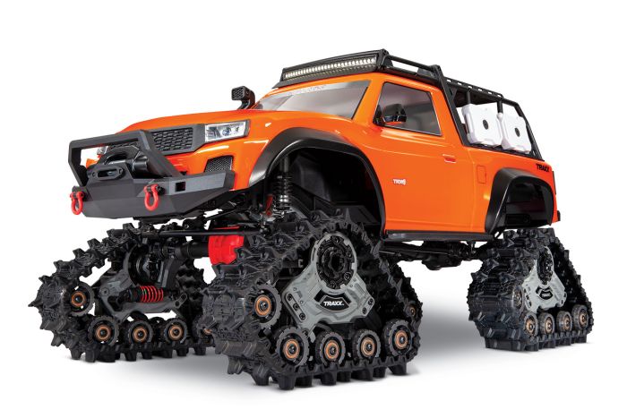 TRX-4 Traxx With Clipless Body 82234-4